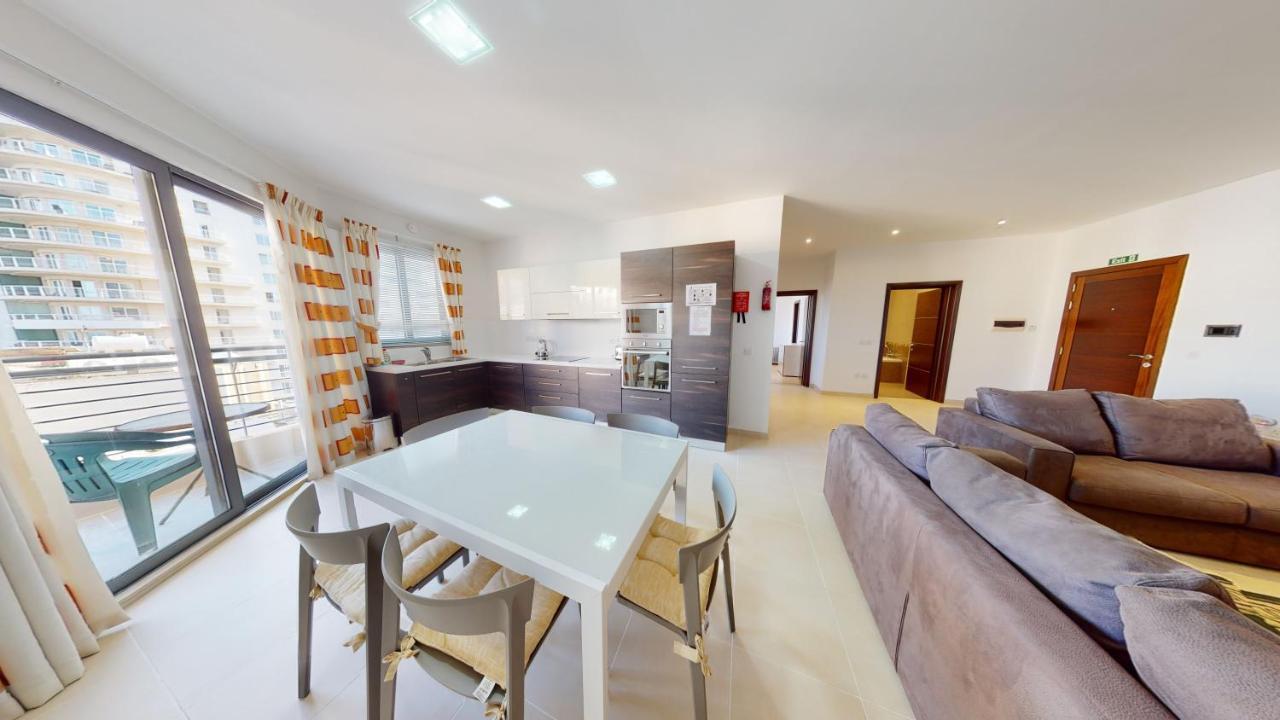 Spacious 2 Bedroom Apartment In Sliema Exterior foto